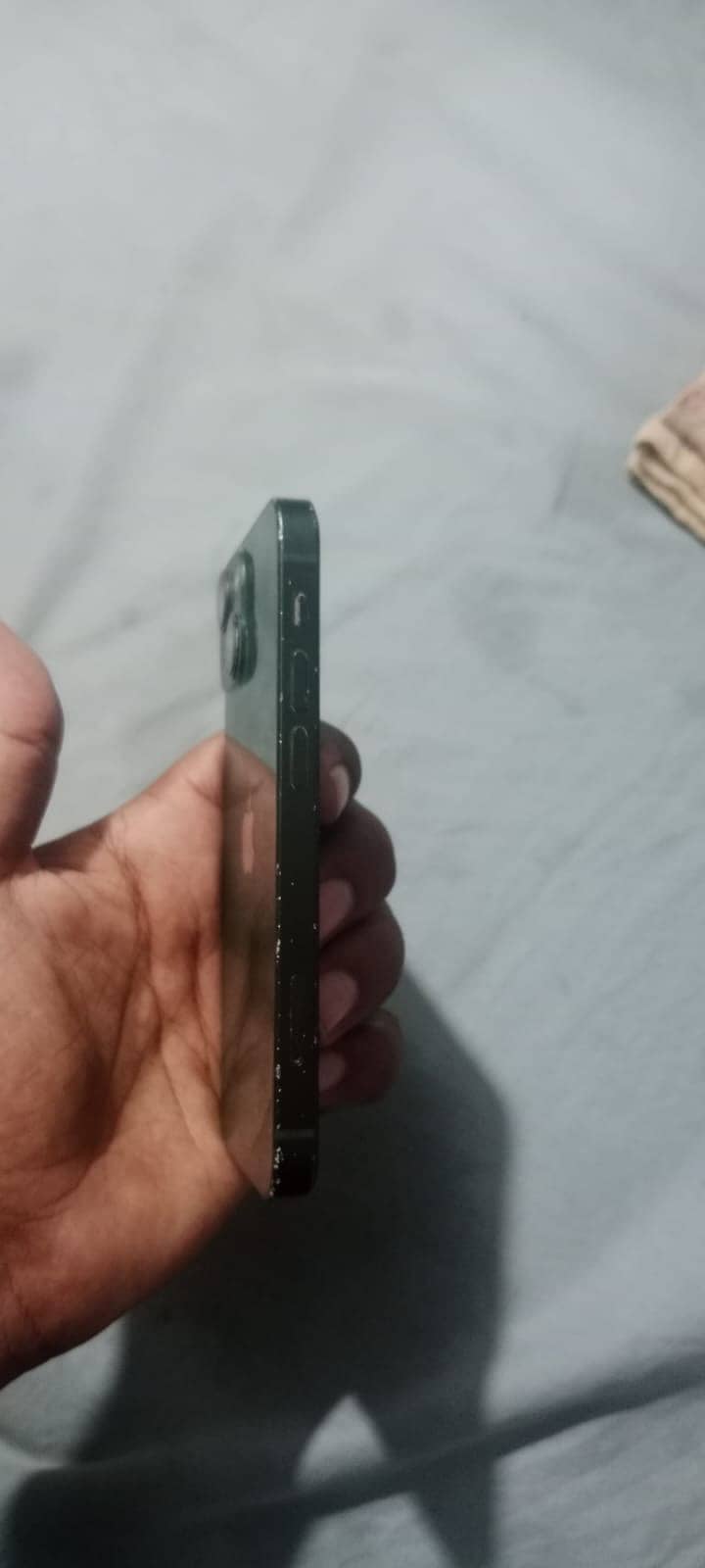 Apple iPhone 13 mini 1