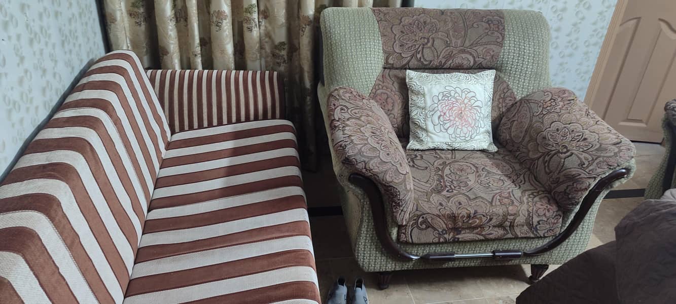 Sofa Set With Table 1
