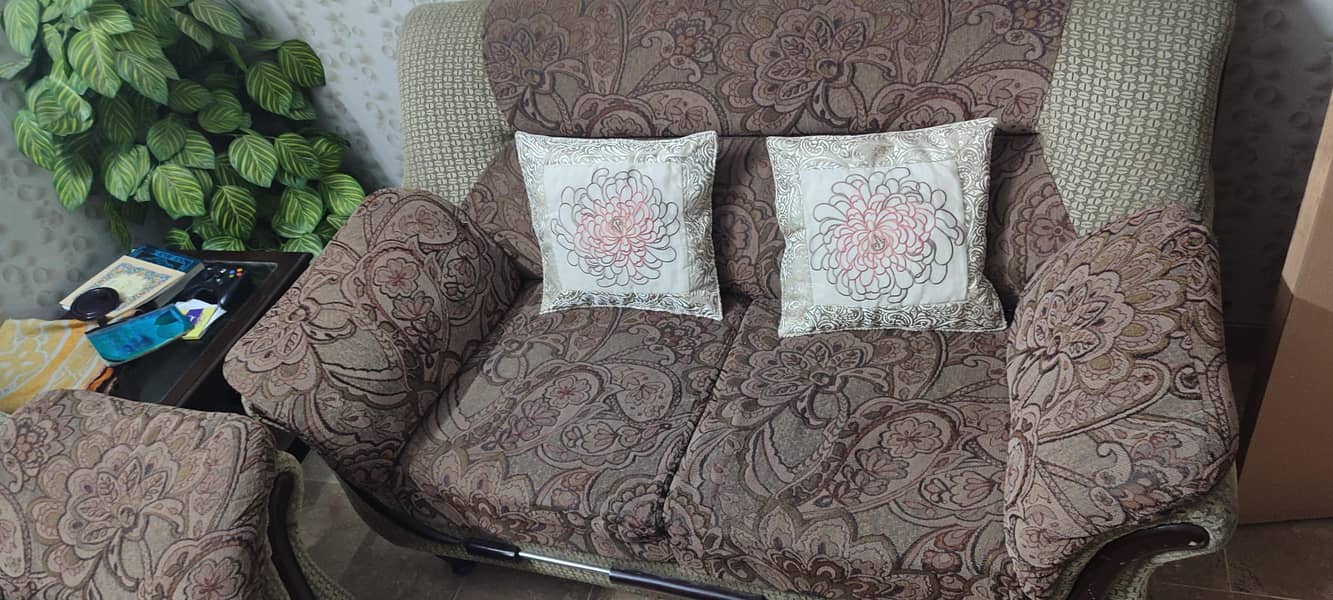 Sofa Set With Table 2