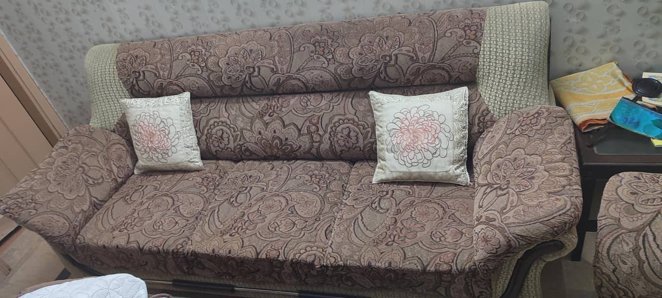 Sofa Set With Table 3