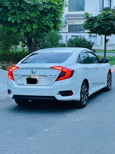Honda Civic Oriel 2017