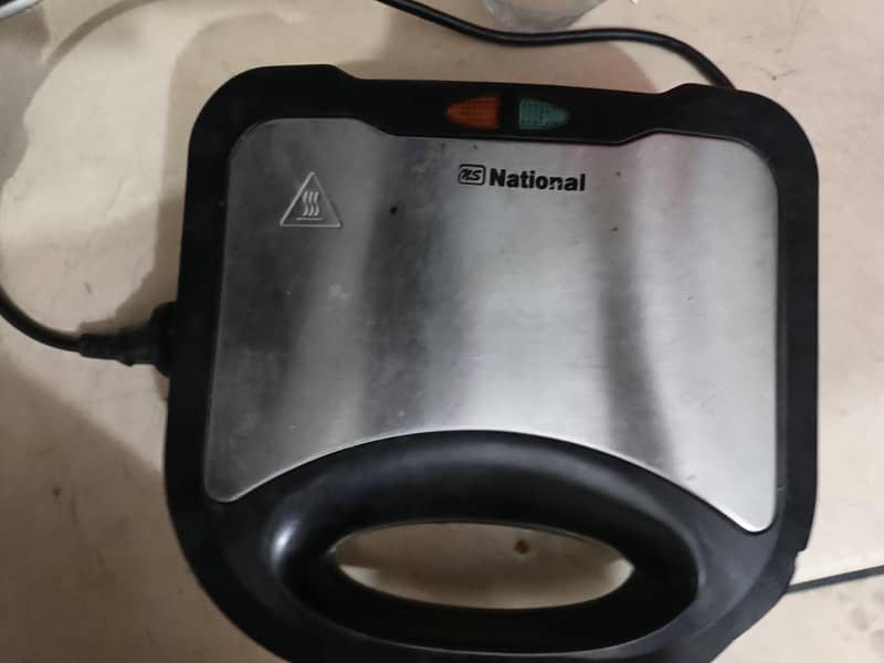 sandwich maker 4