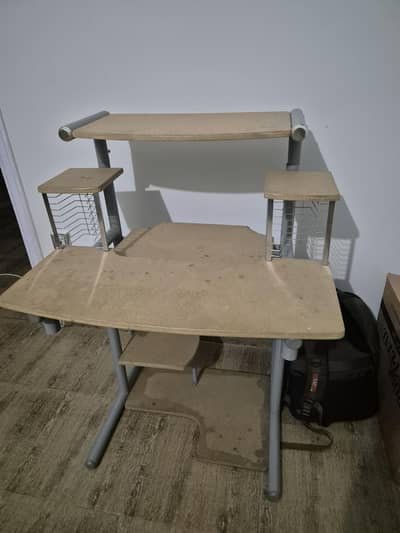 Computer/ study table