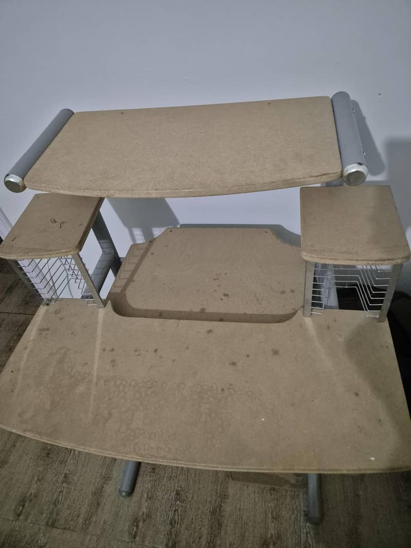 Computer/ study table 1