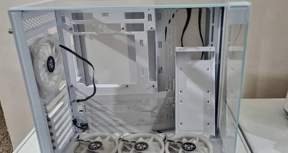 THUNDER BATTLE STATION 1ST EDITION WHITE PC CASE WITH 4 RGB FANS