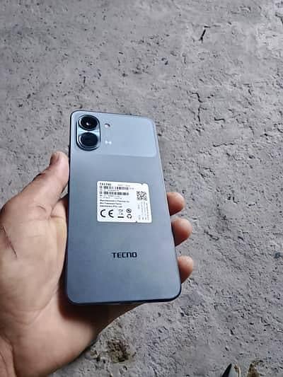 Tecno spark go 3 4/128