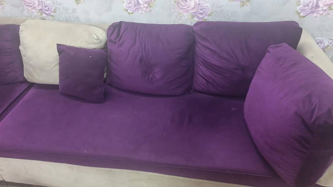 L-shaped sofa 1