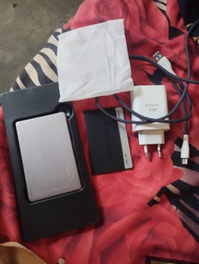 Infinix wriless charger only wriless charger only 03/47/50/40/451