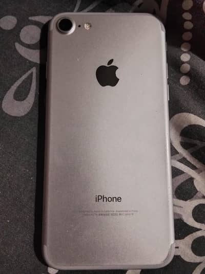 Apple iPhone 7