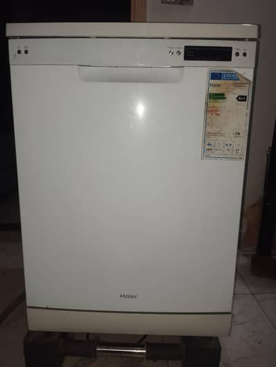 HAIER DISHWASHER MACHINE