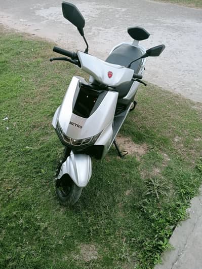 T 9 metro electric scooter for sale