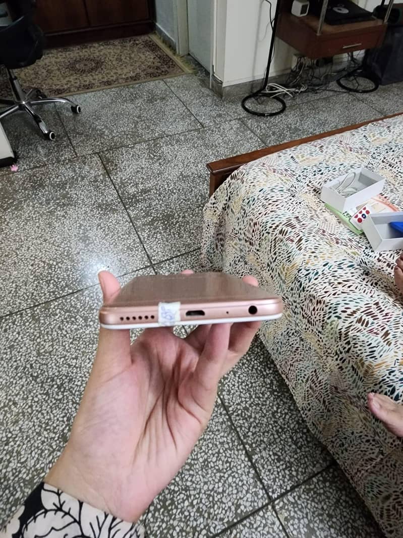OPPO A57 2