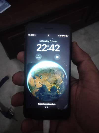 Apple iPhone SE