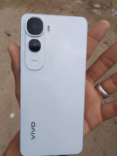 Vivo Y400