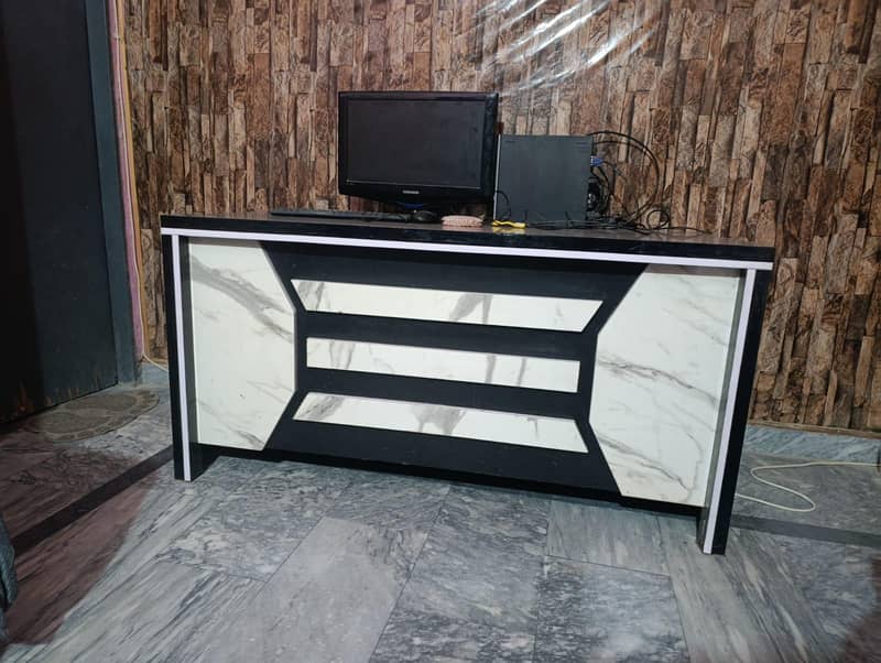 office Table 0