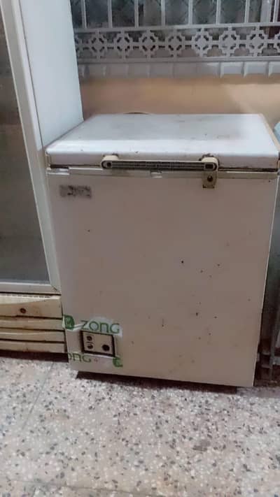 refrigerator single door