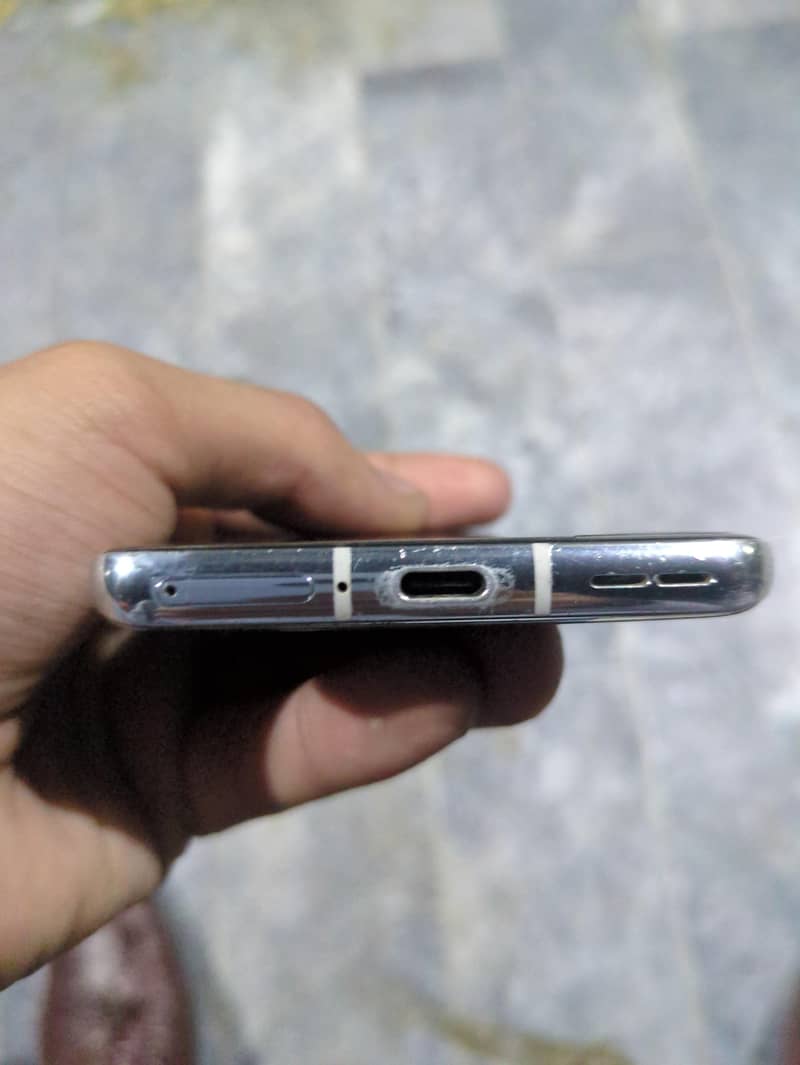 One Plus 9 Pro 5