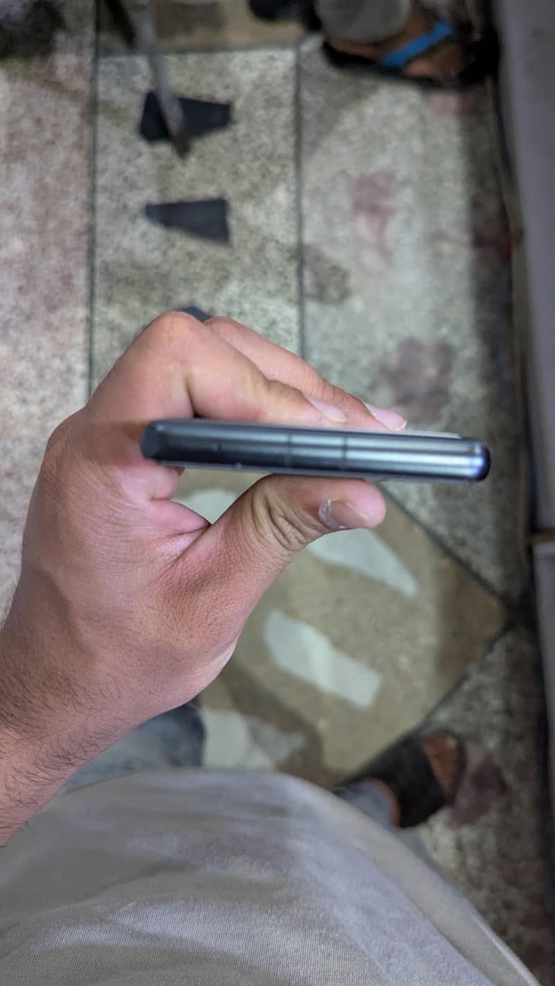 Google Pixel 7a 5