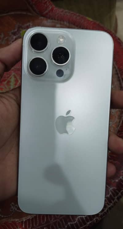 Apple iPhone 15 Pro Max