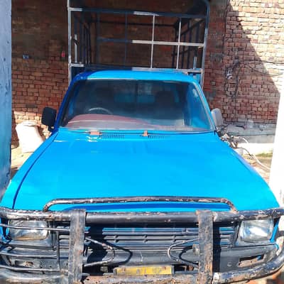 Toyota Hilux 1982