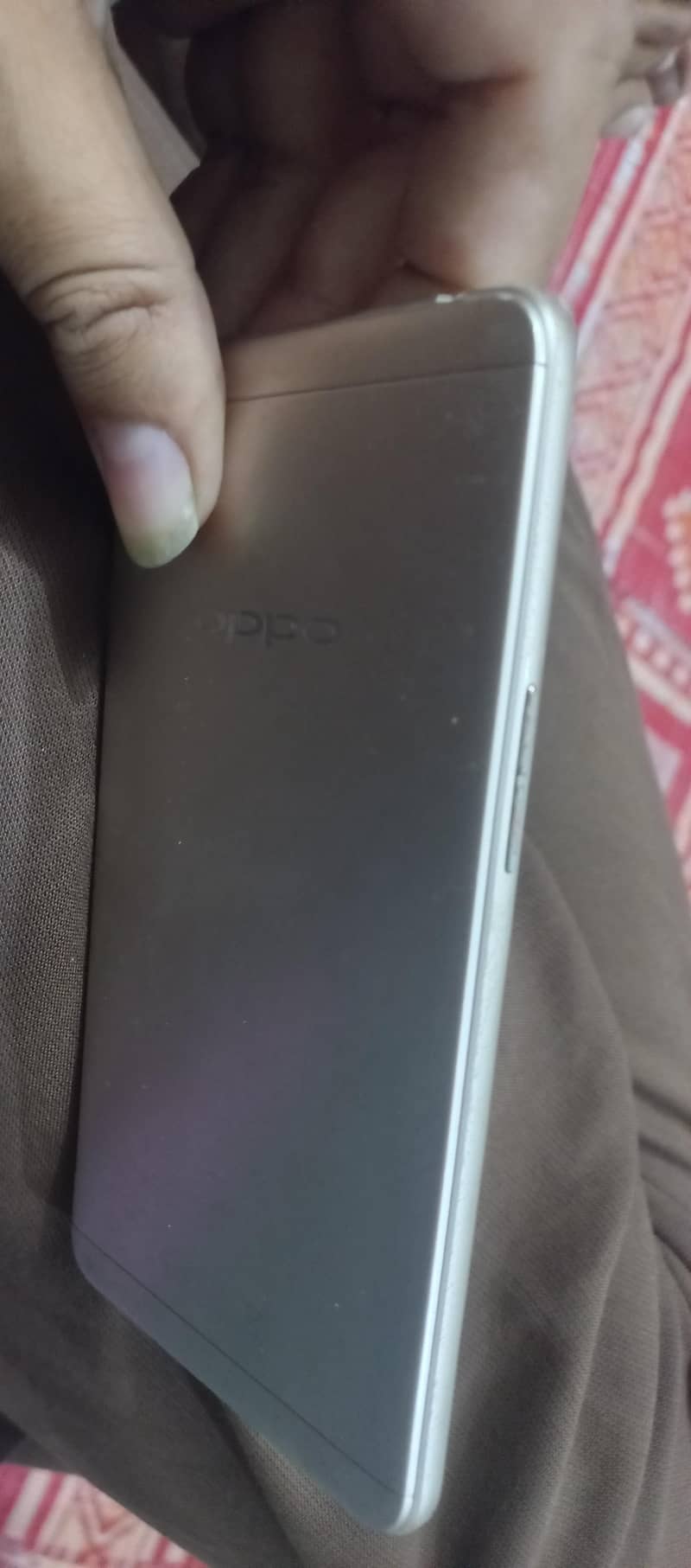 OPPO A37 4