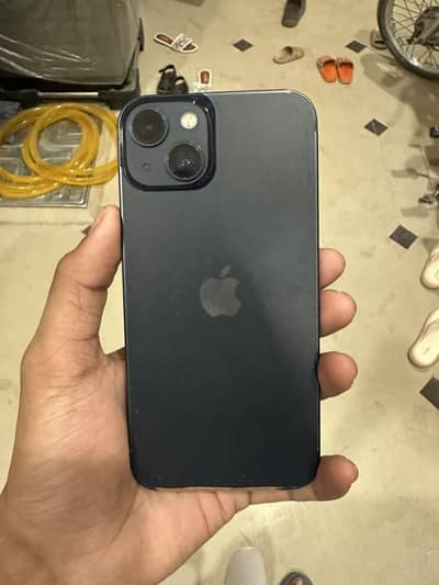 Apple iPhone 13