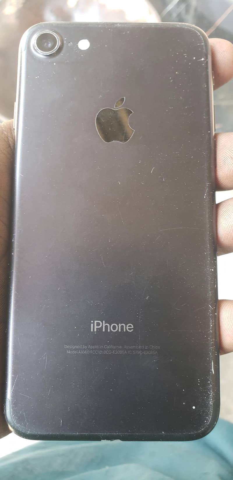 Apple iPhone 7 3