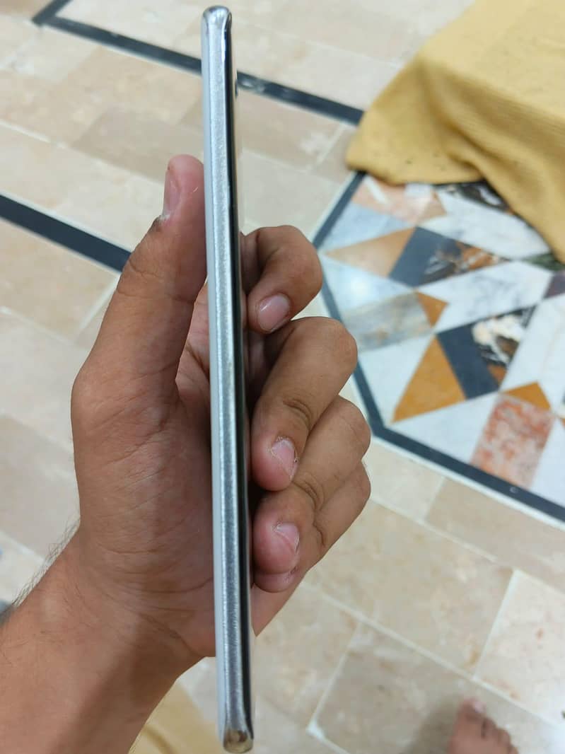 Mobile 4