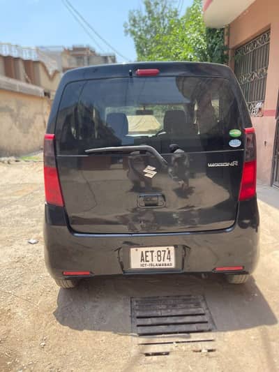 Suzuki Wagon R 2014 Japanese limited. few piece minor touch full pack