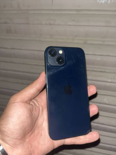 Apple iPhone 13