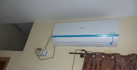 Candy By Hair Brand 1 Ton DC Inverter Heat & Cool
