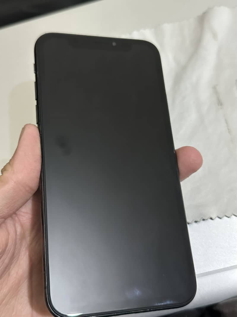 Apple iPhone X 0