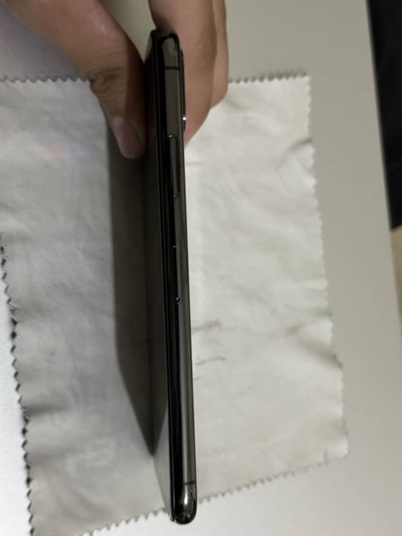 Apple iPhone X 7