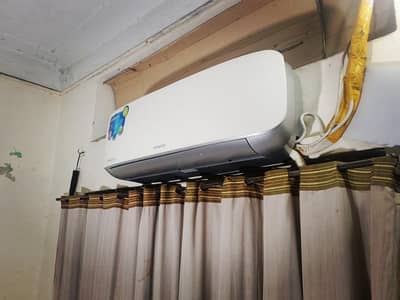 URGENT SALE kENWOOD inverter split AC 1.5 Ton call/03314326617
