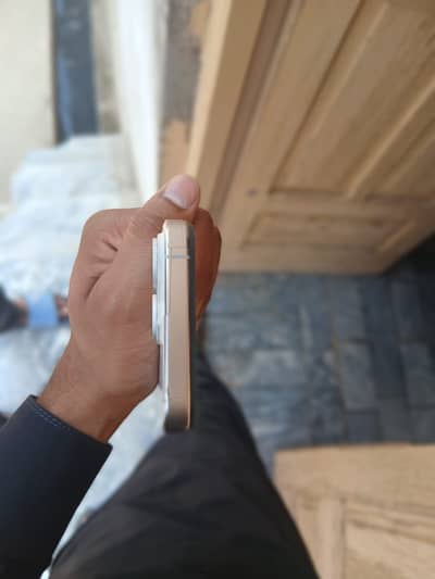 Apple iPhone 15 Pro