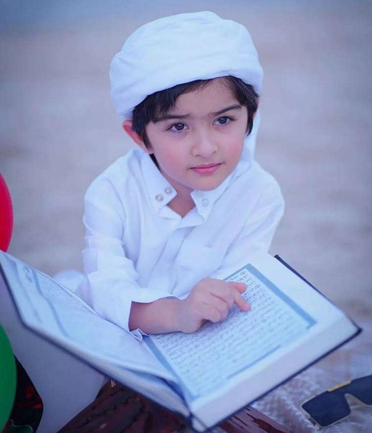 کیا آپ اپنے بچوں کو گھر پر ہی قرآن پاک پڑھانا چاہتے ہیں 0