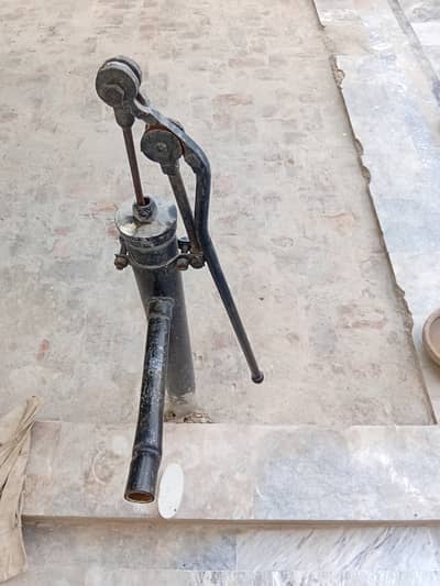 Pani wala nalka