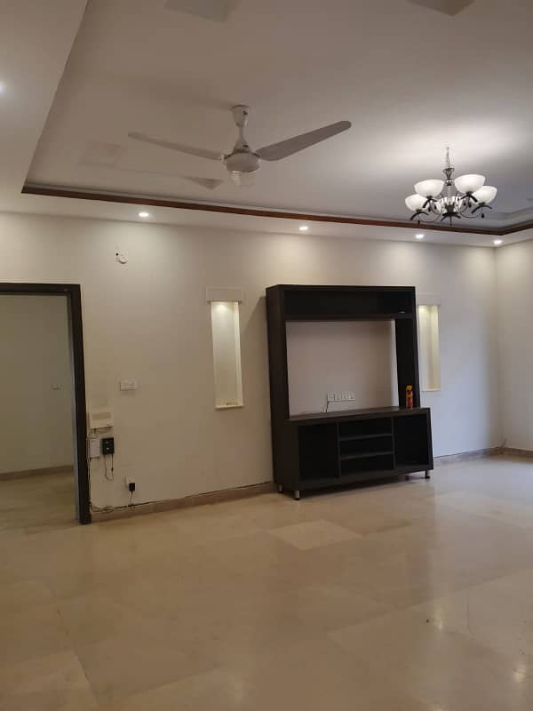 E11 Upper Portion 4bed 20