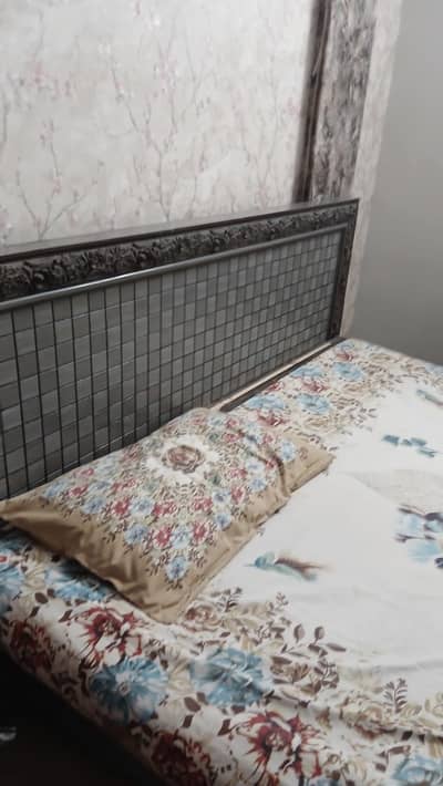 BED FOR SALE ALL MOST NEW