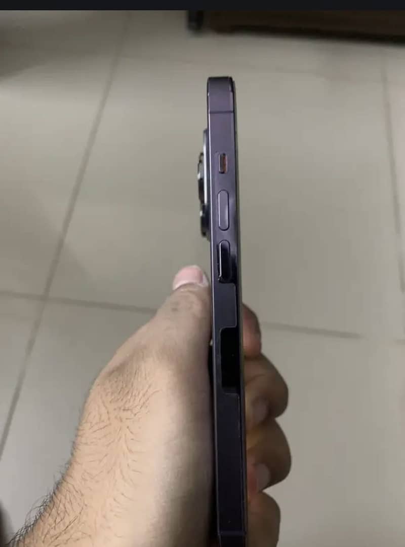 Apple iPhone 14 Pro 1