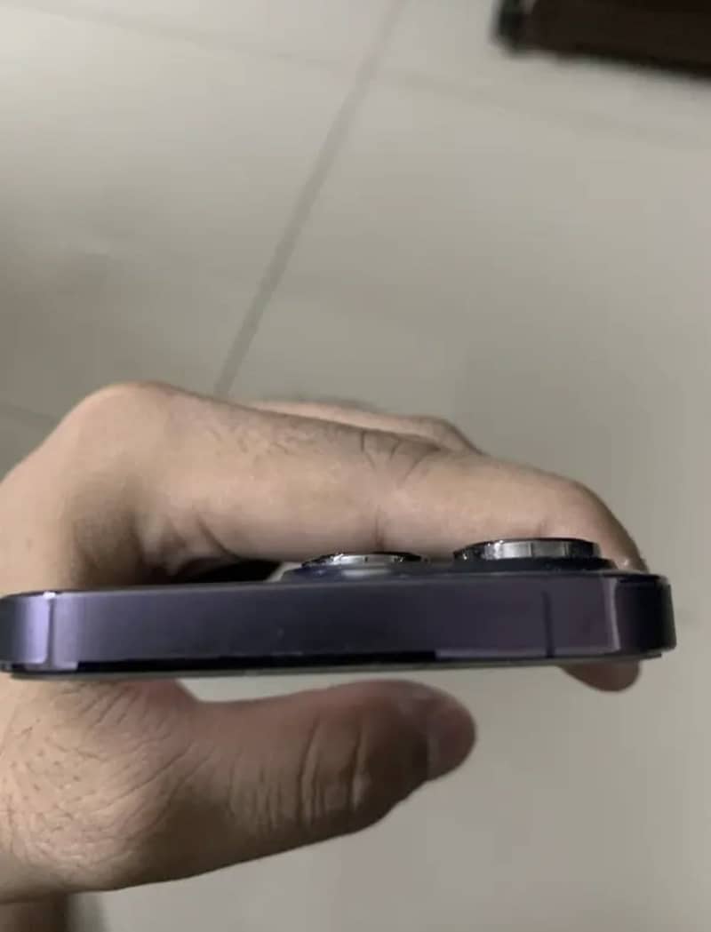 Apple iPhone 14 Pro 2