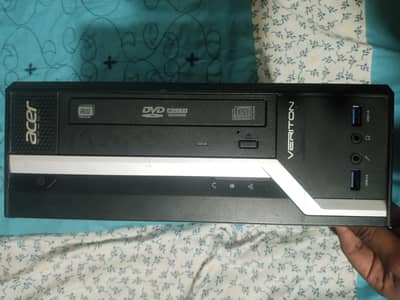 Corei5 4th generation 8 GB ram 500 Gb hard