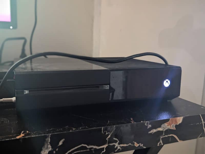 Xbox One 6