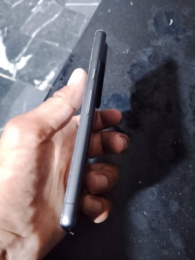 Google Pixel 7 4