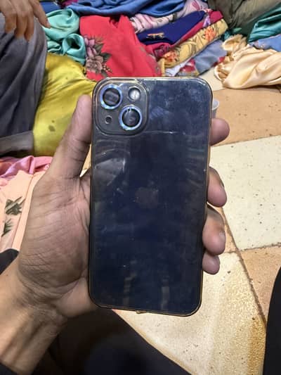 Apple iPhone 13