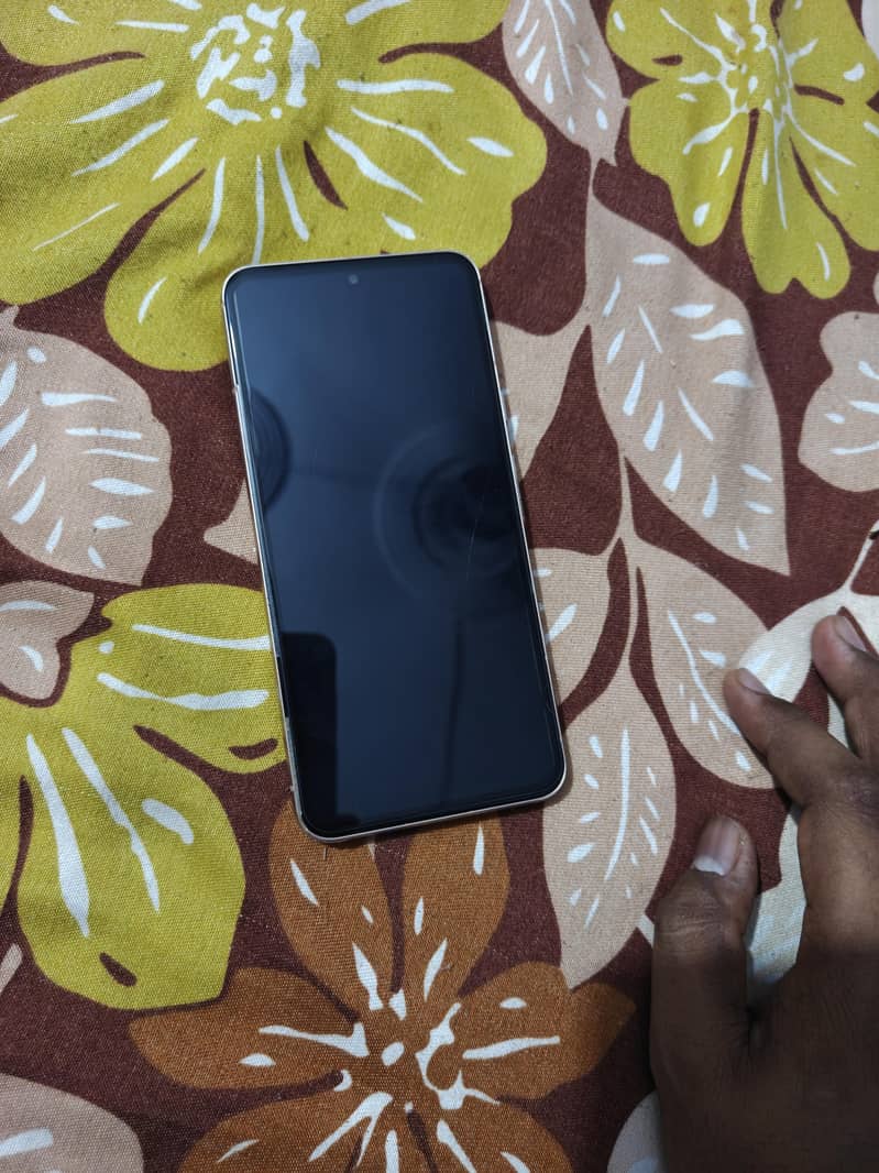 Google Pixel 8 2