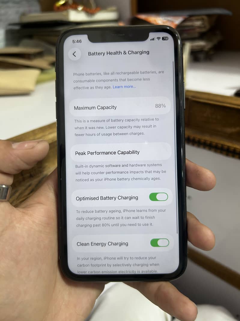Apple iPhone 11 6