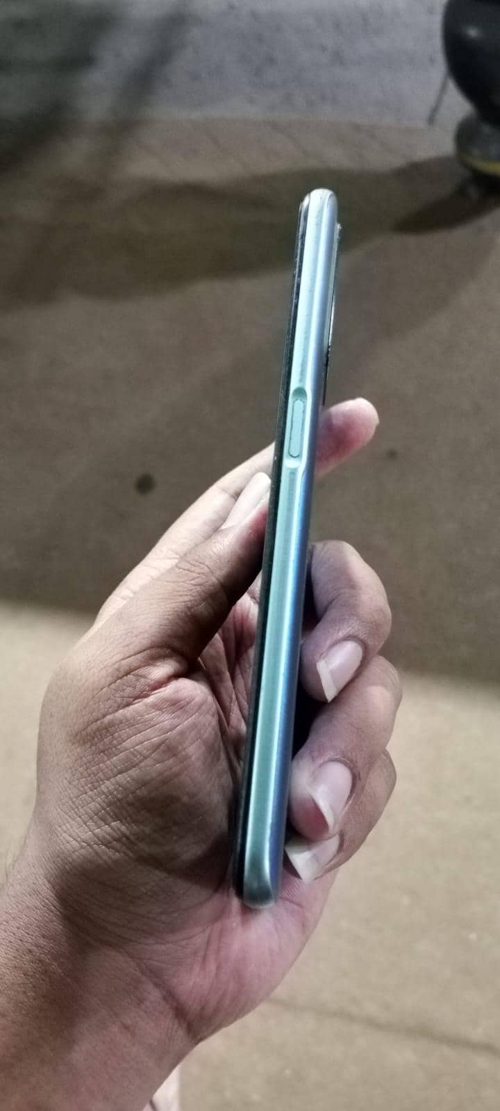 OPPO A76 3