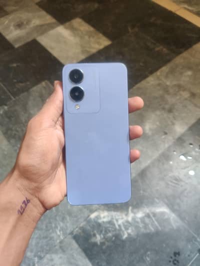 Vivo Y17s box charger complete condition 10 button 10