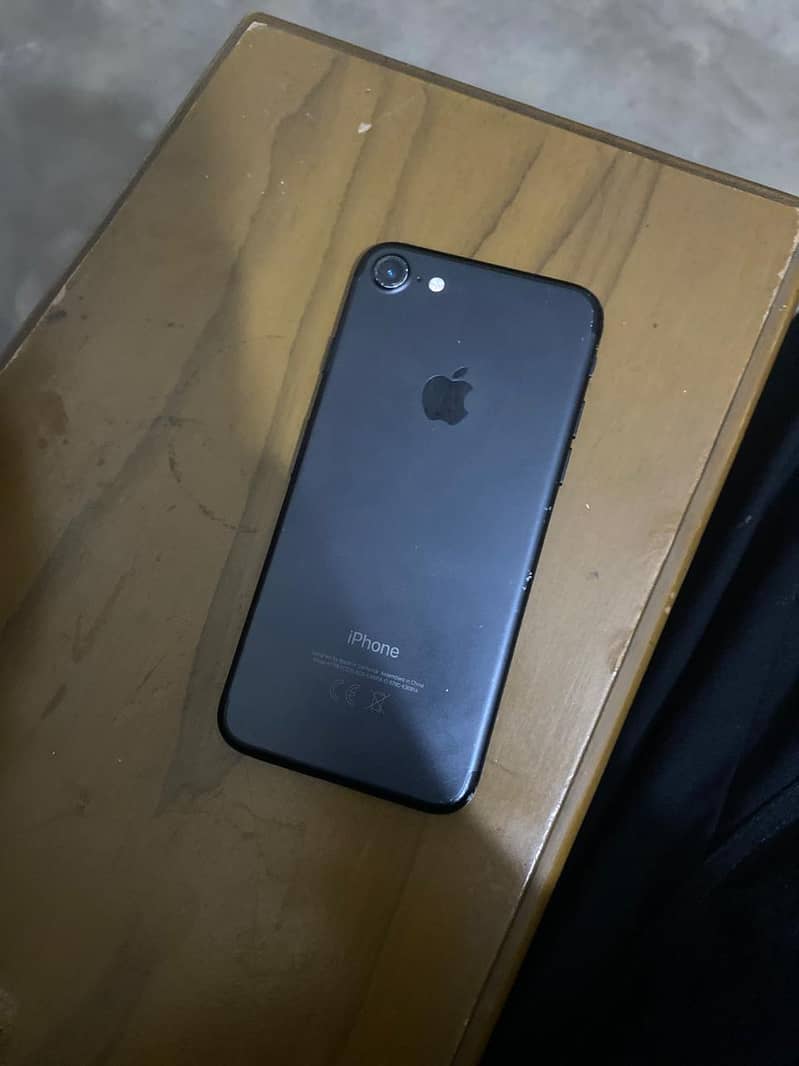 Apple iPhone 7 5